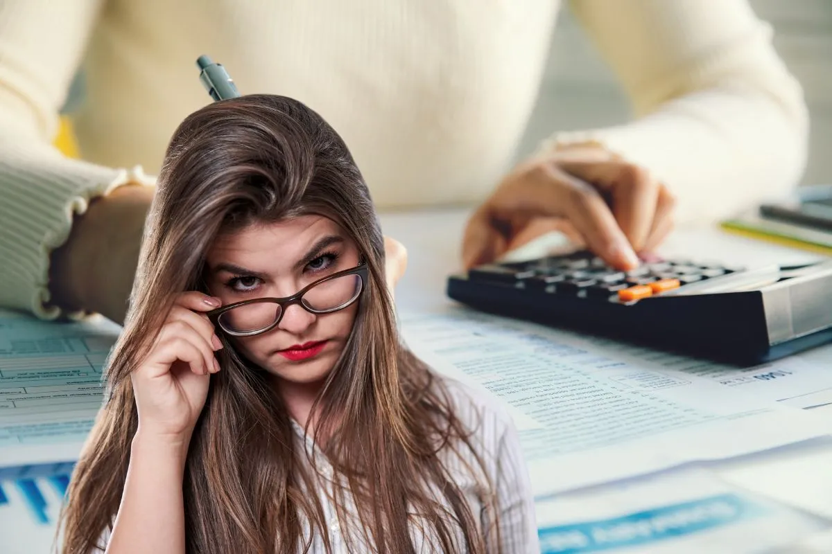 2025 : les impôts n’augmentent pas officiellement… mais vous payez plus que jamais (et vous ne le réalisez même pas)